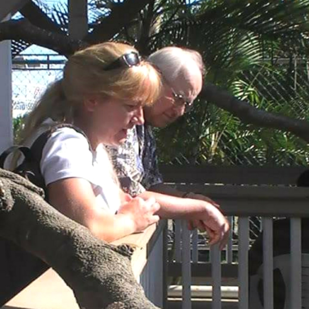 Meet your Posher, Cessi